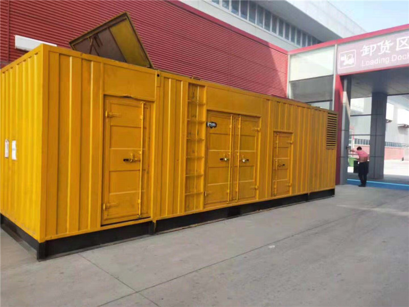 瓦房店国内外发电机组租赁合同在明确设备维护责任方面有哪些不同做法？